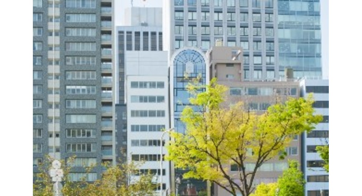 ビル　宿泊施設へ改修　新宿区