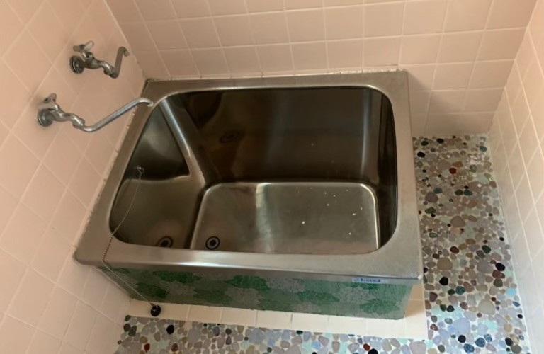 新宿区　お風呂リフォーム前