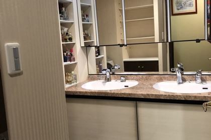 洗面所リフォーム　最新機能付洗面台